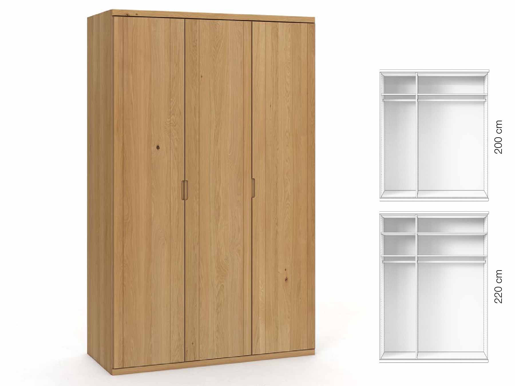 Eichenschrank Hell „Egon“, 3-türig, Höhe 220 cm, Griffausführung „Lukas“, Inneneinrichtung: A