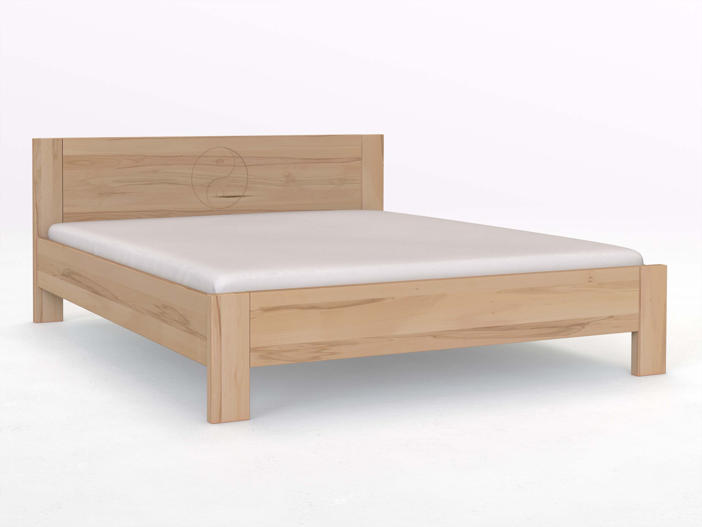 Kernbuchenbett „Bianca“ in 180 x 200 cm mit der Gravur „Yin Yang“