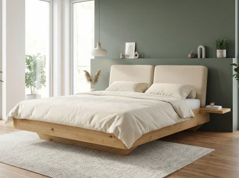 Wildeichenbett Hell „Cloe“ in 180 x 200 cm mit 2 Ablagen und Stoffkopfteil Schafschurwolle „Fischgrät“ in der Farbe Holunderblüte