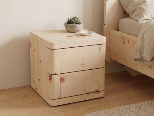 Nachttisch aus Zirbenholz mit Lade