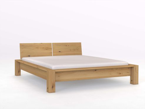 Wildeichenbett Hell „Hanna“ in 180 x 200 cm mit zweigeteiltem Kopfteil