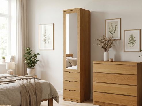 Eichenschrank „Sandra“, 1-türig, Höhe 220 cm, Griffausführung „Lukas“,  Türanschlag rechts