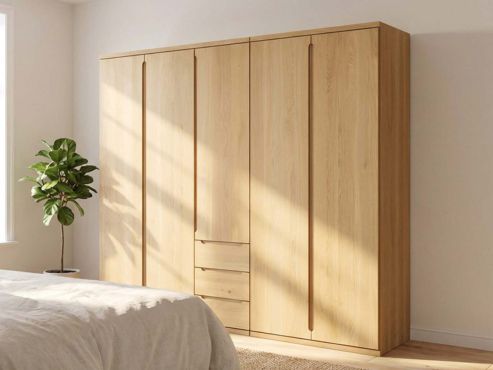 Eichenschrank Hell „Valentin“, 5-türig, Höhe 220 cm, Griffausführung „Lukas“, Inneneinrichtung: E