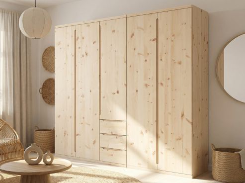 Zirbenschrank „Valentin“, 5-türig, Höhe 220 cm, Griffausführung „Lukas“, Inneneinrichtung: E