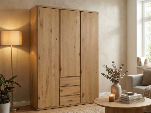 Wildeichenschrank Hell „Valentin“, 3-türig, Höhe 220 cm, Griffausführung „Patrizia“, Inneneinrichtung: E