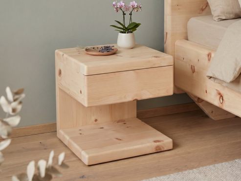 Nachttisch aus Zirbenholz mit Lade