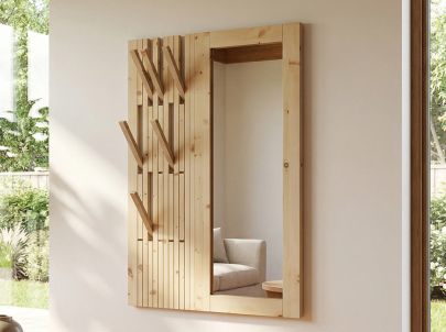 Wandgarderobe aus Zirbenholz