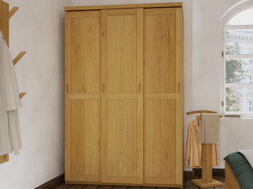 Schrank „Edelweiß" aus Eiche, 3-türig schmal, Höhe 208 cm
