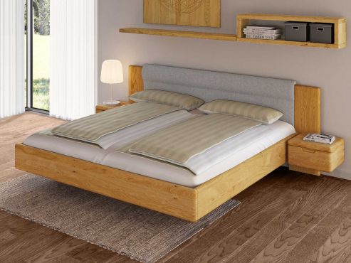 Schlafzimmer aus Massivholz Eiche mit Eichenbett "Leonie" 180 x 200 cm mit schmalen Nachttischen