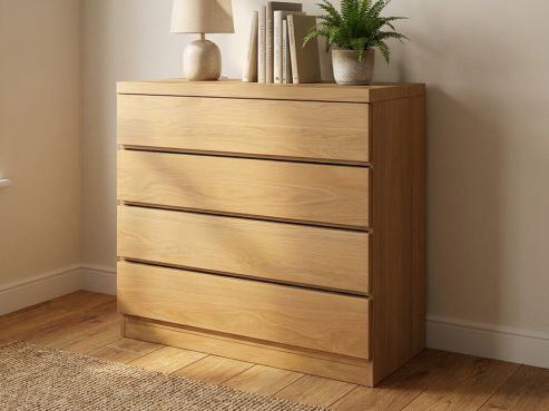 Eichenkommode Hell „Patrizia“ mit 4 Laden