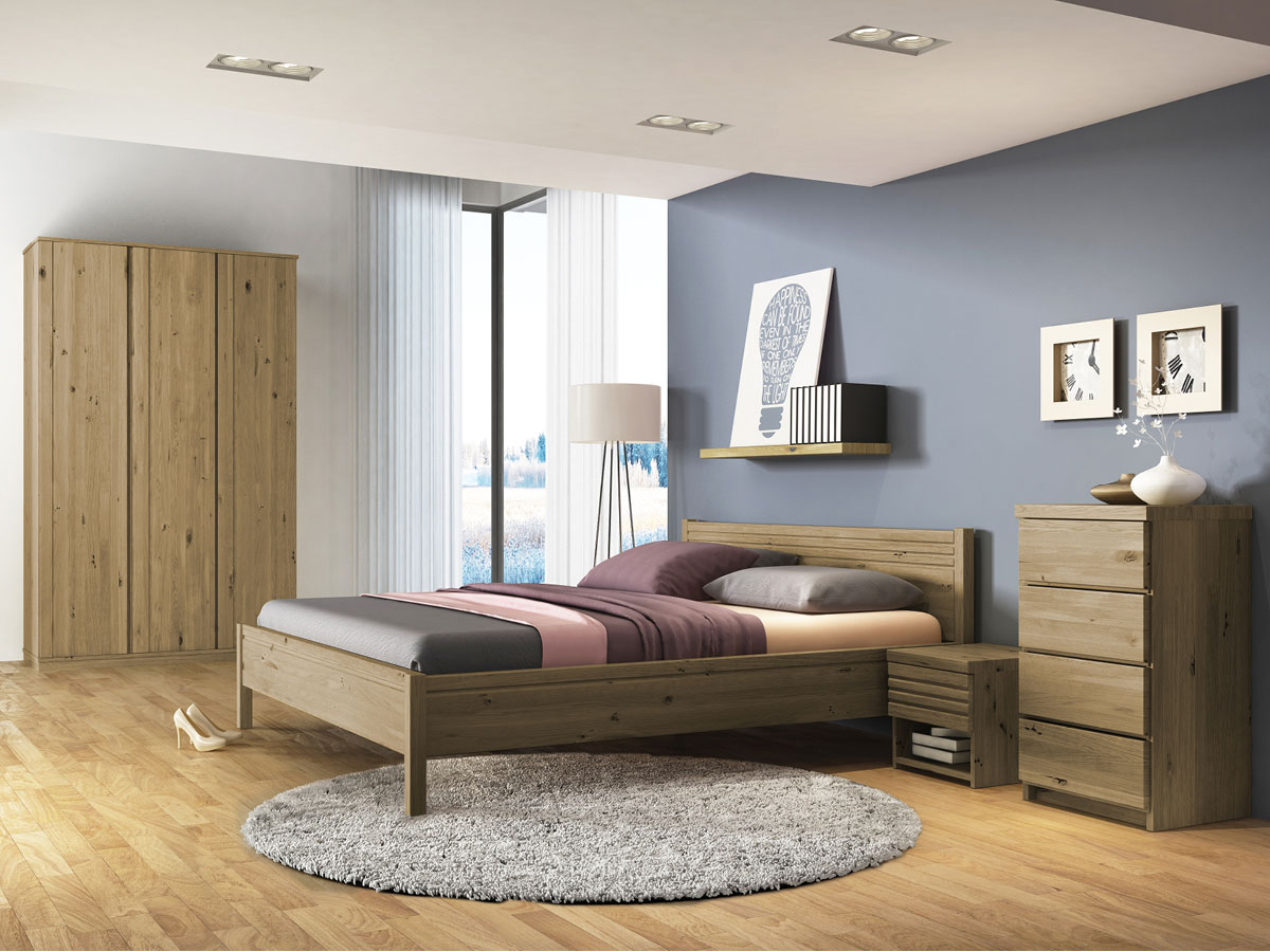 Schlafzimmer mit Nachttisch in Wildeiche "Hannes“