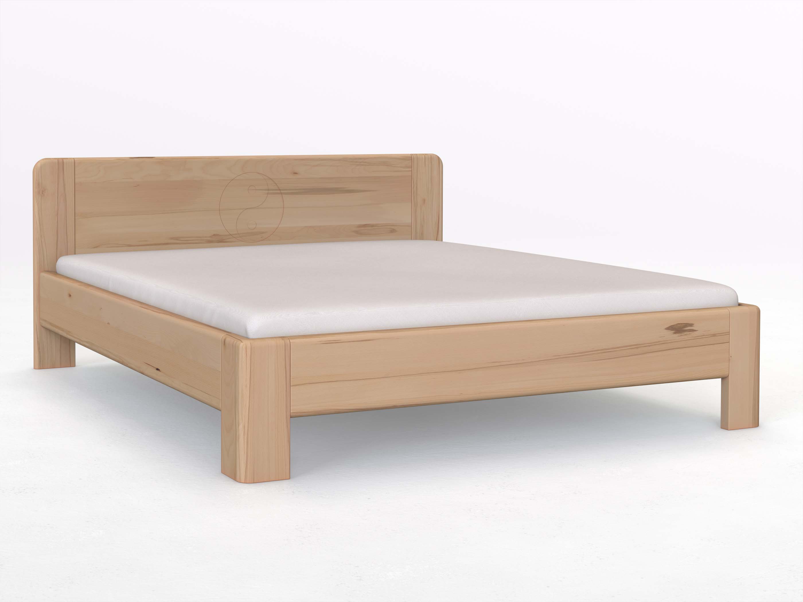 Buchenbett „Niklas“ mit der Gravur „Yin Yang“
