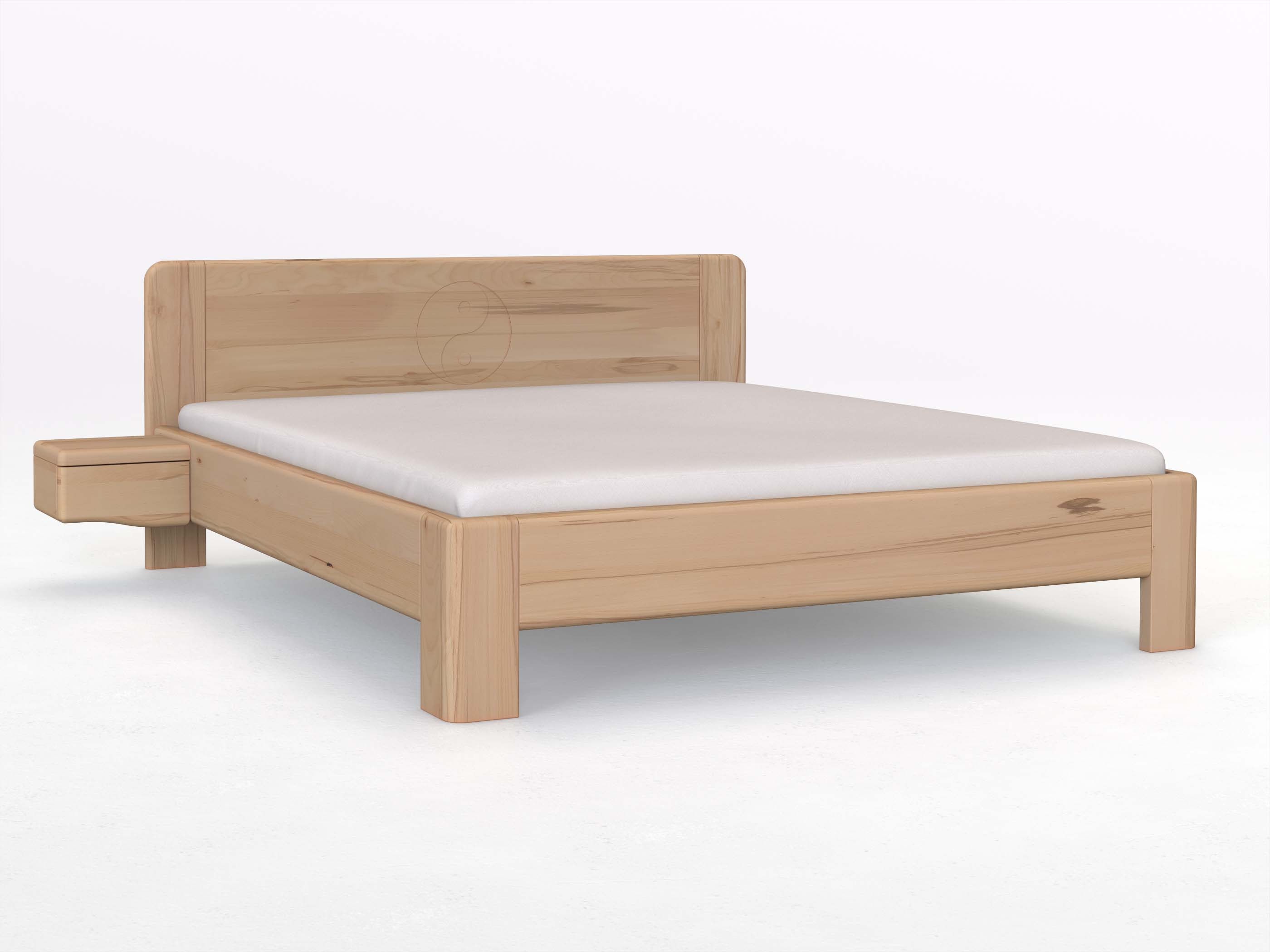 Buchenbett „Niklas“ mit 2 Nachttischen Griff: Welle und der Gravur „Yin Yang“
