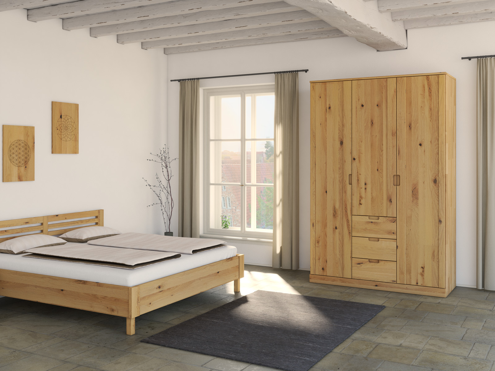 Schlafzimmer mit Wildeichenschrank Hell „Arnika“, 3-türig, Höhe 235 cm, Griffausführung „Lukas“