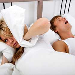 Schnarchen bei Nacht